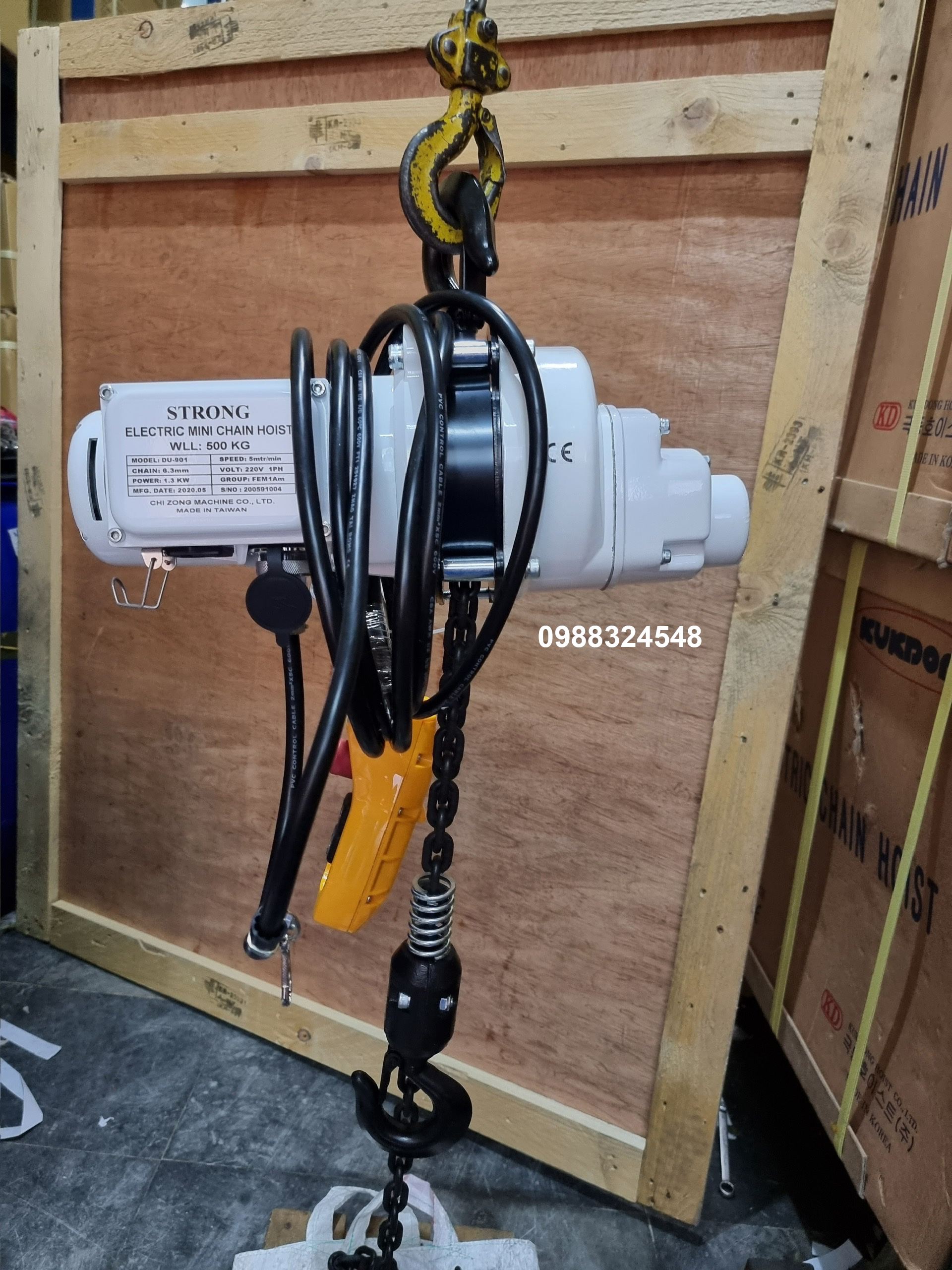 Pa lăng điện xích 500kg Strong DU-901 / DU-901 Strong Electric Chain Hoist